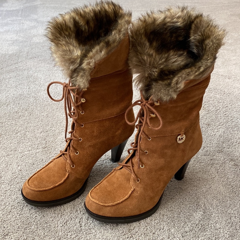 Michael Kors Women’s Suede “Lara” Lace Up Boots Size 9.5M w/ Box
